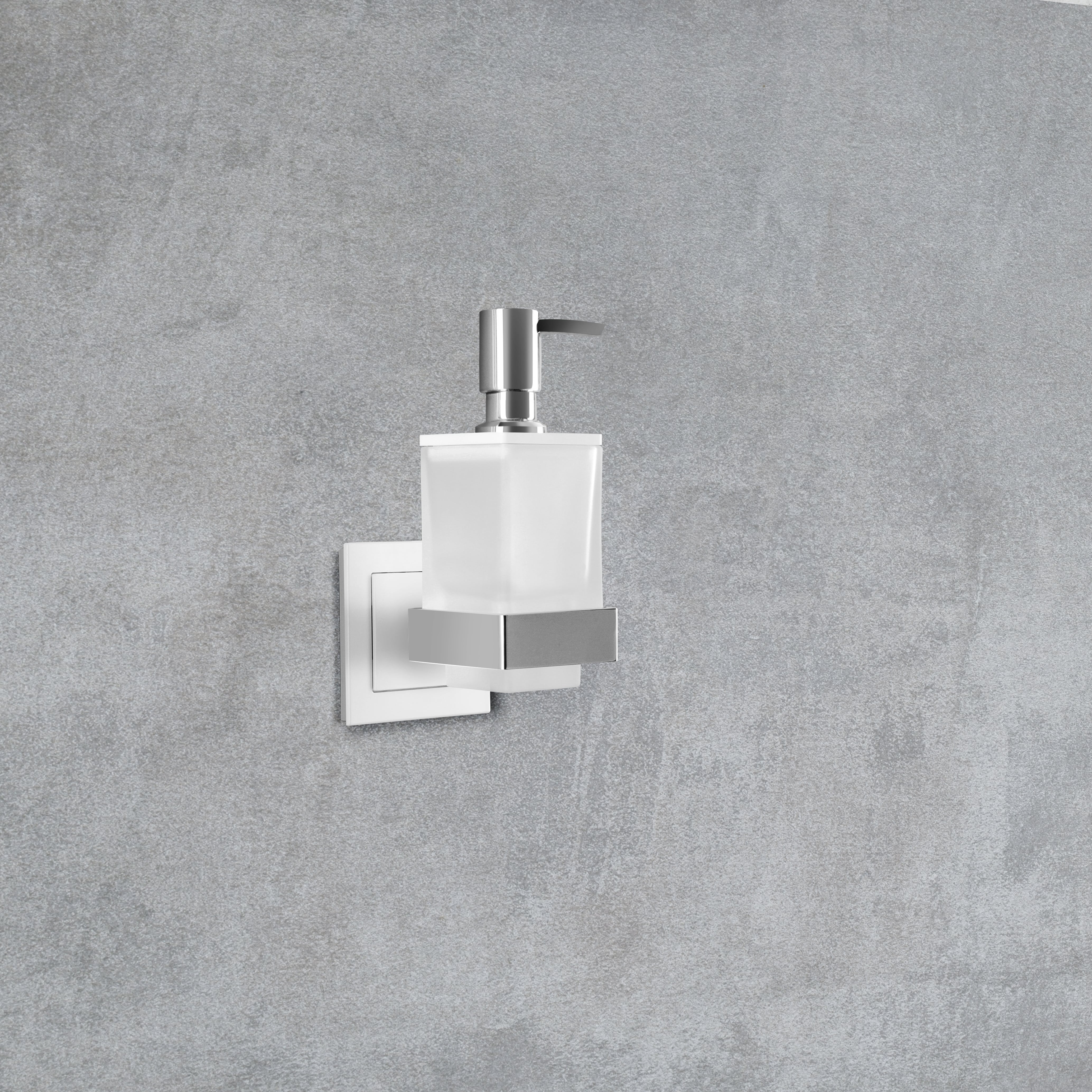 qles Bundle Badhalter Lotionspender Chrom + Merten Rahmen System-M Aktivweiß qles Bundle Badhalter Lotionspender Chrom + Merten Rahmen System-M Aktivweiß