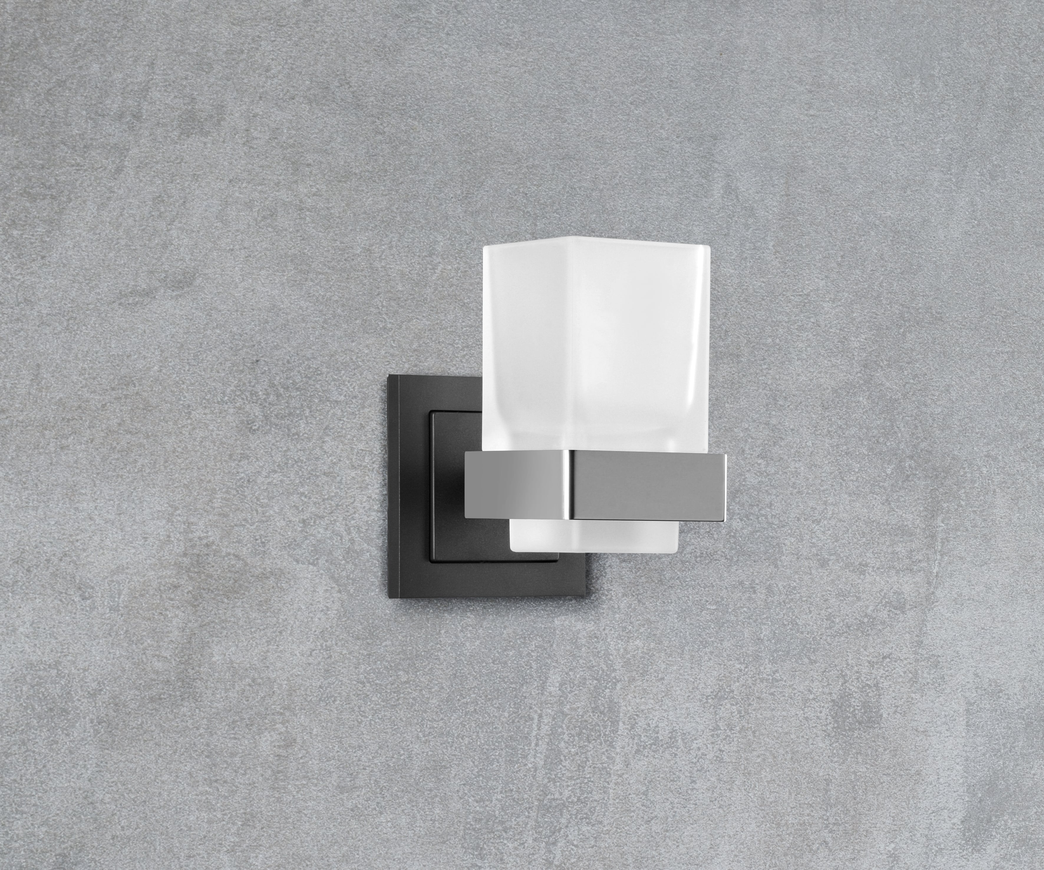 qles Bundle Badhalter Wasserglas Chrom + Merten Rahmen System-M Anthrazit